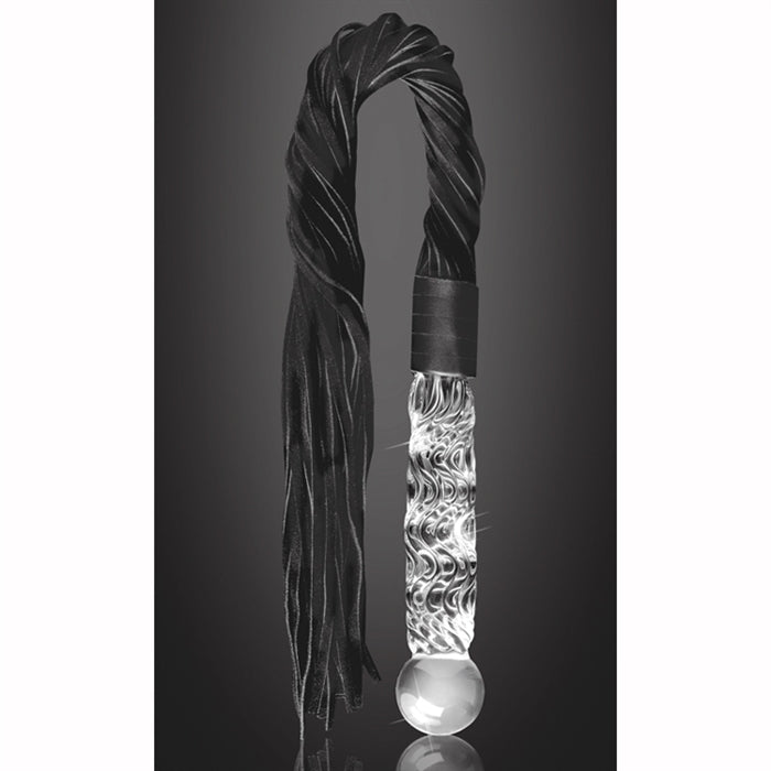 Fouet avec manche en verre